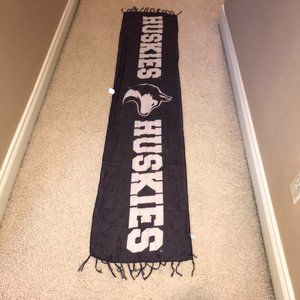 Washington Huskies Women's Scarf Size 77x16" Sheer SUPER RARE NWOT